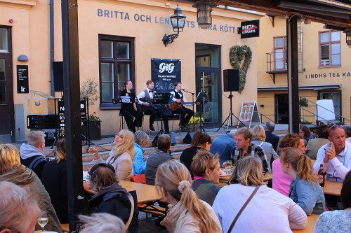 Sommaren börjar i Knäppingsborg