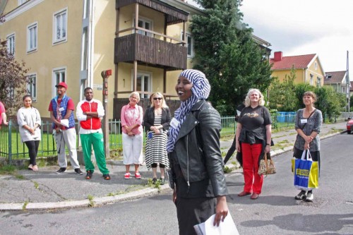 De guidar i Marielund och Röda stan