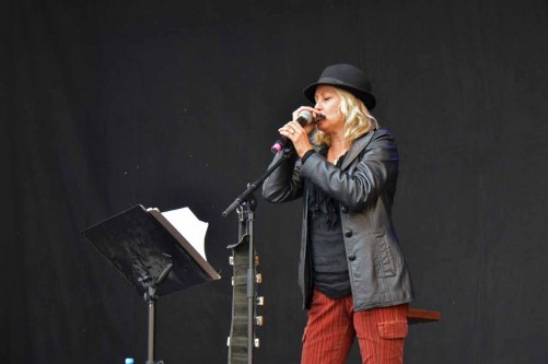 Louise Hoffsten inledde Munkens fest (recension)