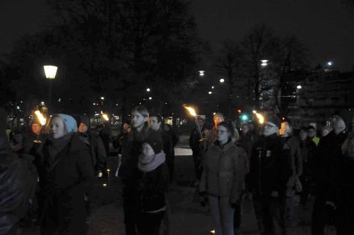 Rosor och ris till tolerans-manifestation