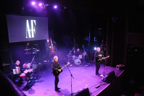 Allsång med Adolphson & Falk på Arbis